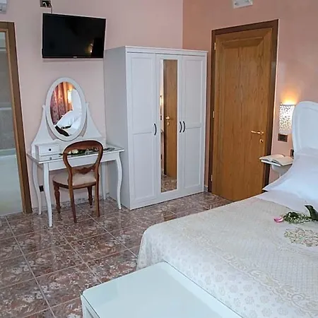 Couette-café Relais D 'itria 4*
