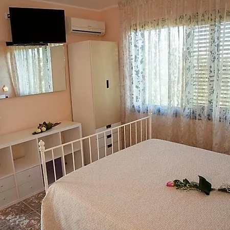 Couette-café Relais D 'itria 4*