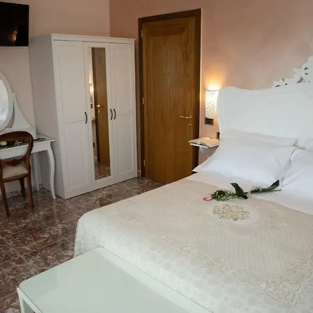 Couette-café Relais D 'itria 4*